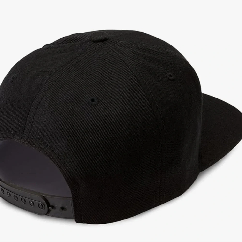Volcom Circle Stone Quarter Twill Flat Bill Hat Black